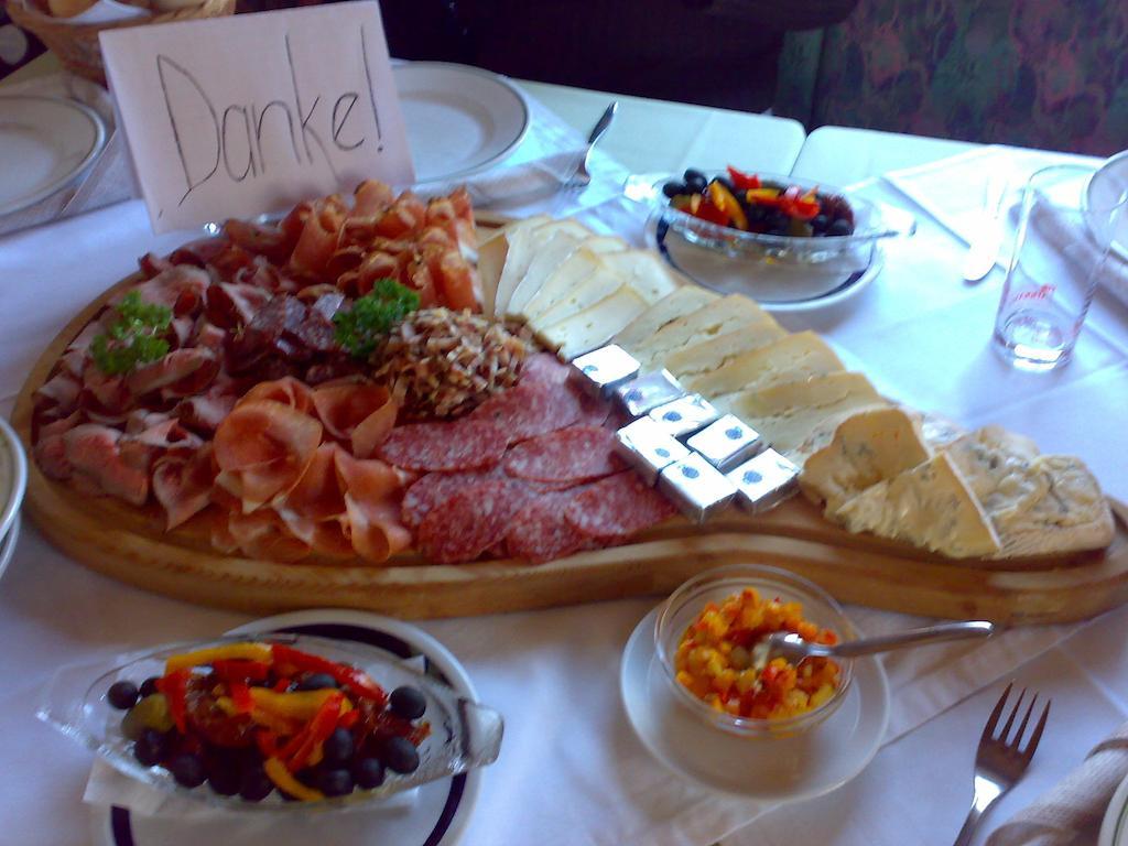 קיוזה Gasthaus St. Valentin מראה חיצוני תמונה